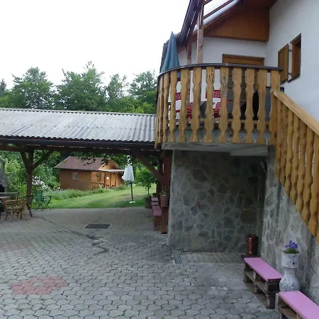 Ingreen House *