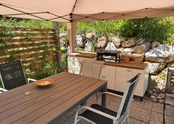 Ingreen House Apartment